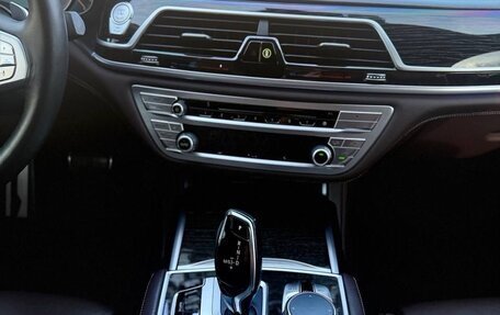BMW 7 серия, 2018 год, 4 500 000 рублей, 5 фотография