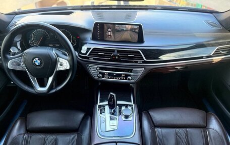 BMW 7 серия, 2018 год, 4 500 000 рублей, 6 фотография