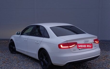 Audi A4, 2012 год, 1 099 000 рублей, 4 фотография