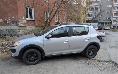 Renault Sandero II рестайлинг, 2017 год, 875 000 рублей, 2 фотография