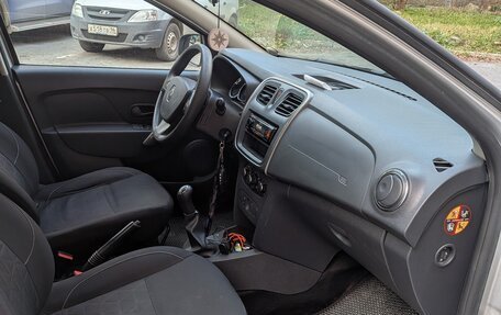 Renault Sandero II рестайлинг, 2017 год, 875 000 рублей, 5 фотография