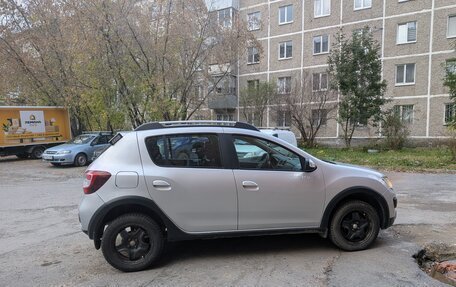 Renault Sandero II рестайлинг, 2017 год, 875 000 рублей, 4 фотография
