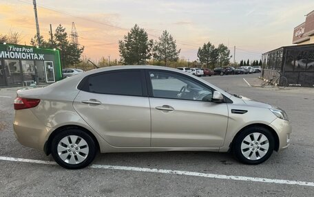 KIA Rio III рестайлинг, 2014 год, 960 000 рублей, 5 фотография