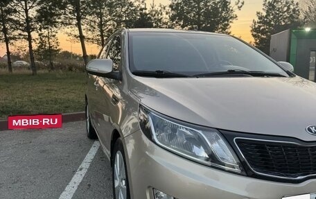 KIA Rio III рестайлинг, 2014 год, 960 000 рублей, 4 фотография