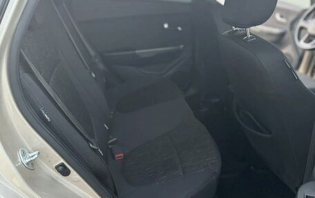 KIA Rio III рестайлинг, 2014 год, 960 000 рублей, 15 фотография