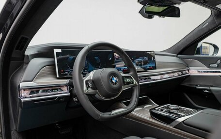 BMW 7 серия, 2025 год, 13 350 000 рублей, 15 фотография