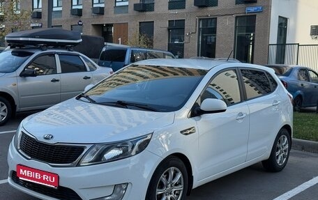 KIA Rio III рестайлинг, 2014 год, 800 000 рублей, 19 фотография