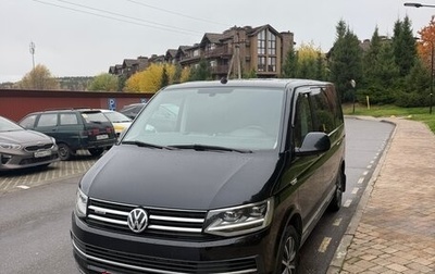 Volkswagen Multivan T6 рестайлинг, 2019 год, 4 850 000 рублей, 1 фотография