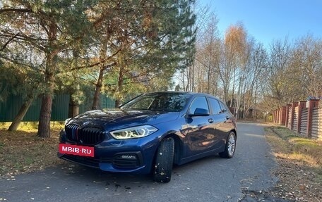 BMW 1 серия, 2020 год, 2 099 999 рублей, 9 фотография
