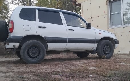 Chevrolet Niva I рестайлинг, 2003 год, 350 000 рублей, 4 фотография