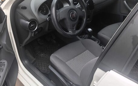 SEAT Ibiza III рестайлинг, 2008 год, 350 000 рублей, 11 фотография