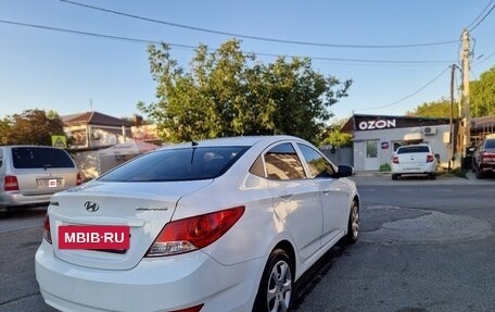 Hyundai Solaris II рестайлинг, 2011 год, 650 000 рублей, 6 фотография