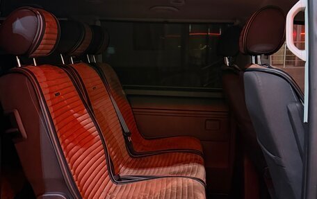 Volkswagen Caravelle T6 рестайлинг, 2019 год, 4 050 000 рублей, 9 фотография
