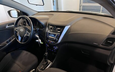 Hyundai Solaris II рестайлинг, 2015 год, 1 065 000 рублей, 12 фотография