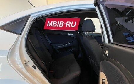 Hyundai Solaris II рестайлинг, 2015 год, 1 065 000 рублей, 17 фотография