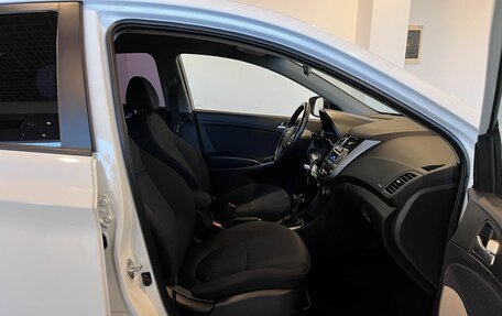 Hyundai Solaris II рестайлинг, 2015 год, 1 065 000 рублей, 29 фотография
