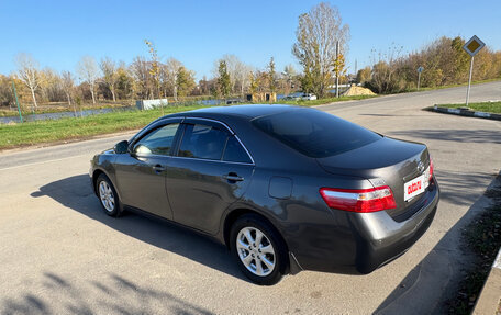 Toyota Camry, 2011 год, 1 350 000 рублей, 2 фотография