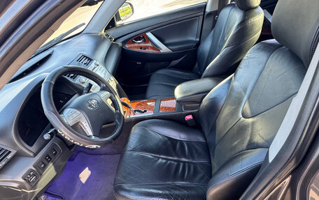 Toyota Camry, 2011 год, 1 350 000 рублей, 8 фотография