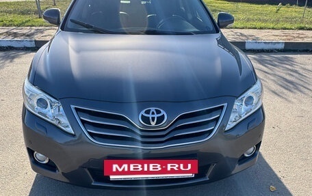 Toyota Camry, 2011 год, 1 350 000 рублей, 5 фотография