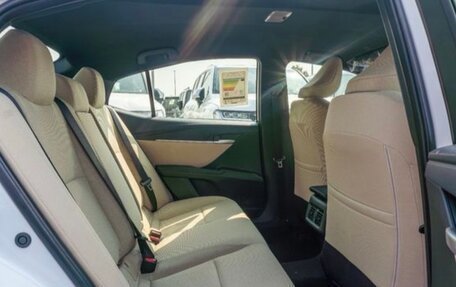 Toyota Camry, 2026 год, 3 800 000 рублей, 13 фотография