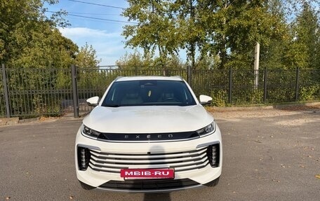 CheryExeed TXL, 2024 год, 2 825 000 рублей, 2 фотография