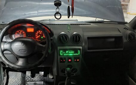 Renault Logan I, 2007 год, 120 000 рублей, 13 фотография
