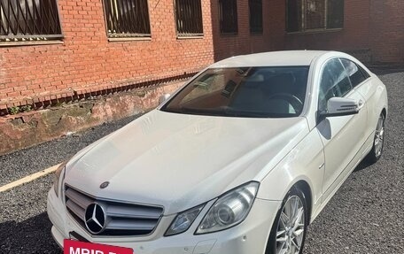 Mercedes-Benz E-Класс, 2010 год, 1 150 000 рублей, 5 фотография