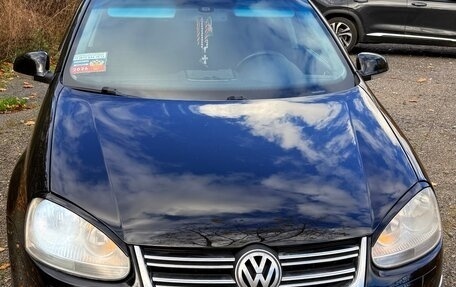 Volkswagen Jetta VII, 2009 год, 450 000 рублей, 1 фотография