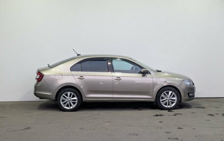 Skoda Rapid I, 2018 год, 1 450 000 рублей, 5 фотография