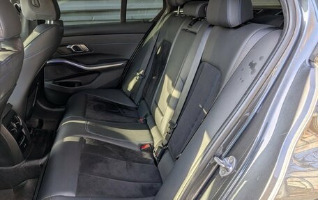 BMW 3 серия, 2020 год, 3 950 000 рублей, 24 фотография