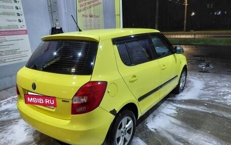 Skoda Fabia II, 2011 год, 380 000 рублей, 4 фотография