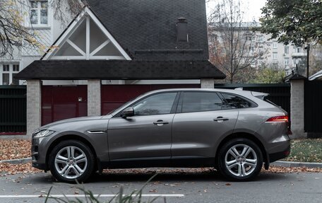Jaguar F-Pace, 2016 год, 2 500 000 рублей, 3 фотография
