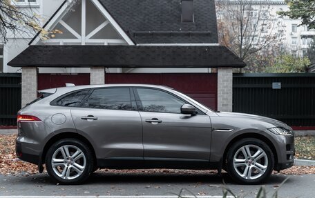 Jaguar F-Pace, 2016 год, 2 500 000 рублей, 4 фотография
