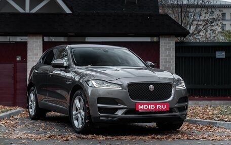 Jaguar F-Pace, 2016 год, 2 500 000 рублей, 8 фотография