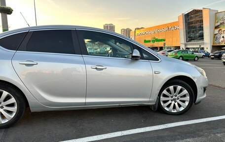 Opel Astra J, 2012 год, 700 000 рублей, 11 фотография
