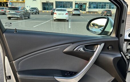 Opel Astra J, 2012 год, 700 000 рублей, 13 фотография