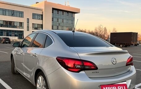 Opel Astra J, 2012 год, 700 000 рублей, 5 фотография