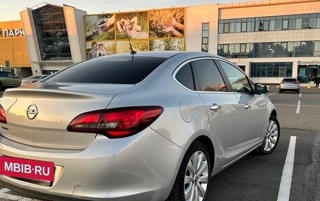 Opel Astra J, 2012 год, 700 000 рублей, 9 фотография