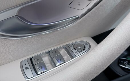 Mercedes-Benz E-Класс, 2020 год, 4 449 000 рублей, 19 фотография