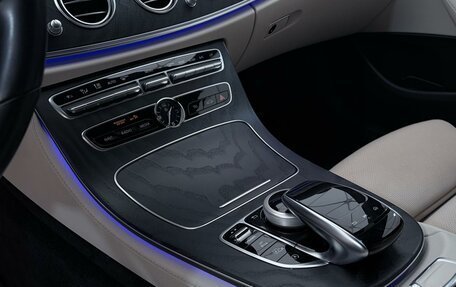 Mercedes-Benz E-Класс, 2020 год, 4 449 000 рублей, 24 фотография