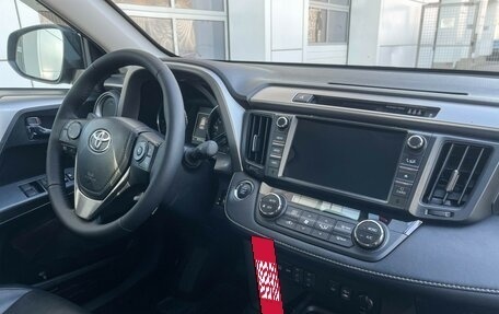 Toyota RAV4, 2017 год, 2 447 000 рублей, 9 фотография
