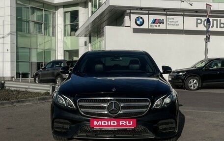 Mercedes-Benz E-Класс, 2018 год, 3 395 000 рублей, 2 фотография