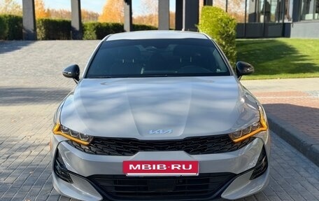 KIA K5, 2022 год, 2 700 000 рублей, 3 фотография