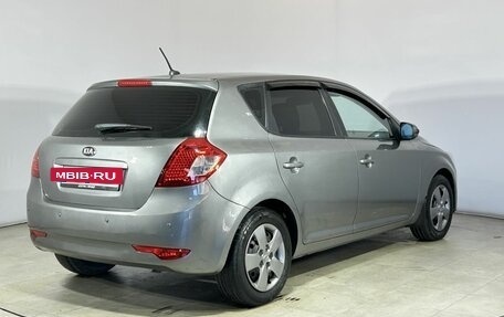 KIA cee'd I рестайлинг, 2010 год, 700 000 рублей, 7 фотография