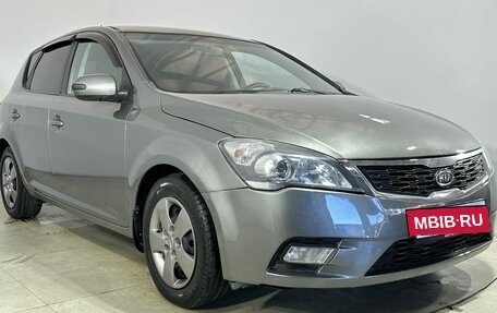 KIA cee'd I рестайлинг, 2010 год, 700 000 рублей, 15 фотография