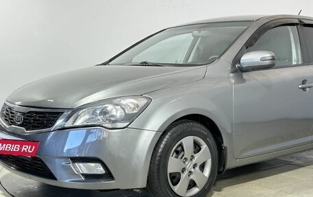 KIA cee'd I рестайлинг, 2010 год, 700 000 рублей, 12 фотография