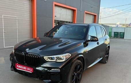 BMW X5, 2018 год, 6 350 000 рублей, 2 фотография