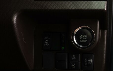 Toyota Roomy I, 2017 год, 849 000 рублей, 16 фотография