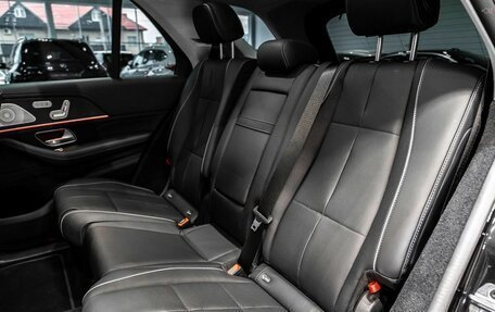 Mercedes-Benz GLE, 2025 год, 12 600 000 рублей, 17 фотография