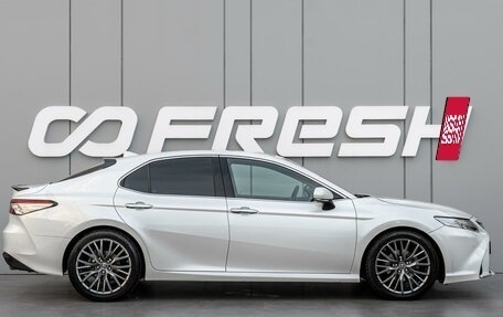 Toyota Camry, 2019 год, 2 970 000 рублей, 5 фотография